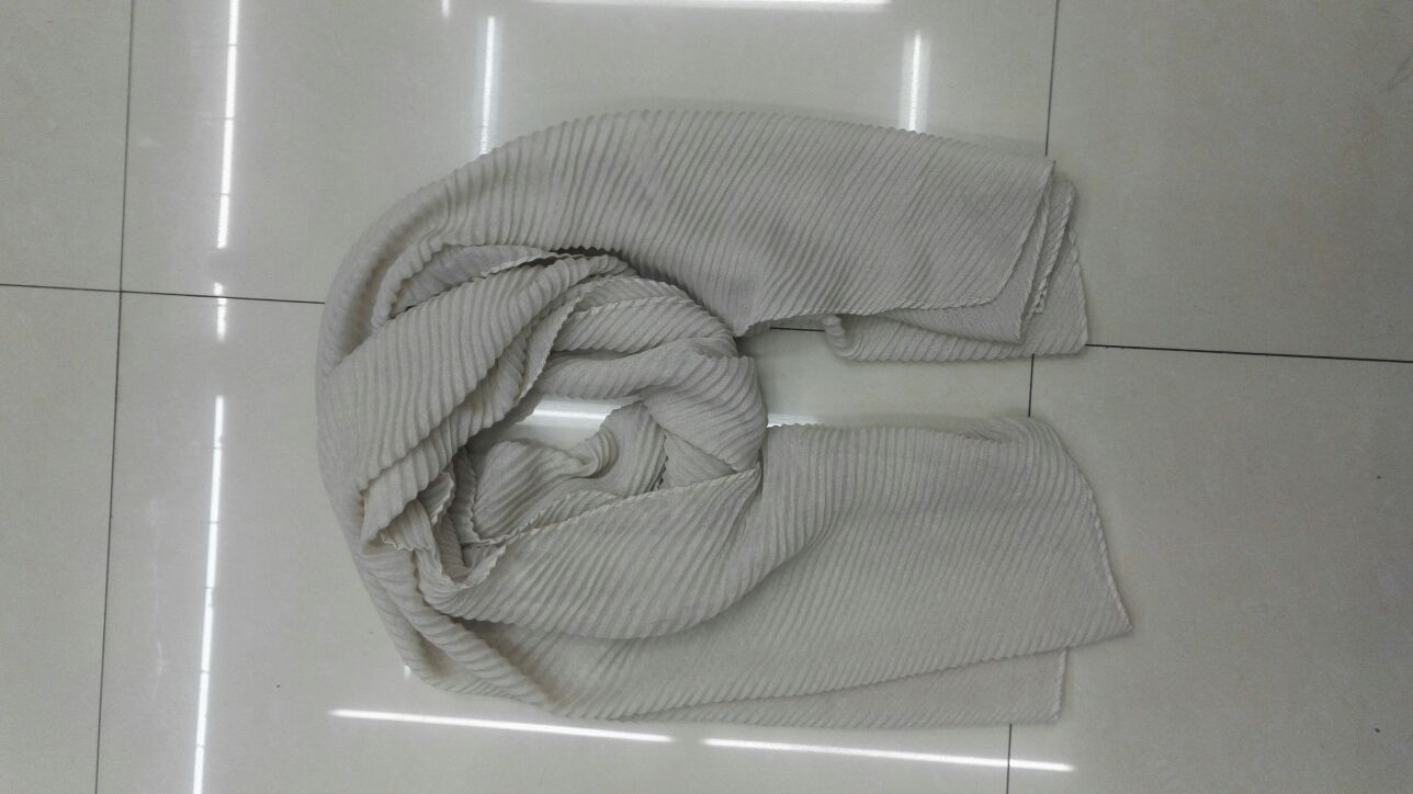 The New Women's Scarf Can Be Changed Into Other Colors details Picture