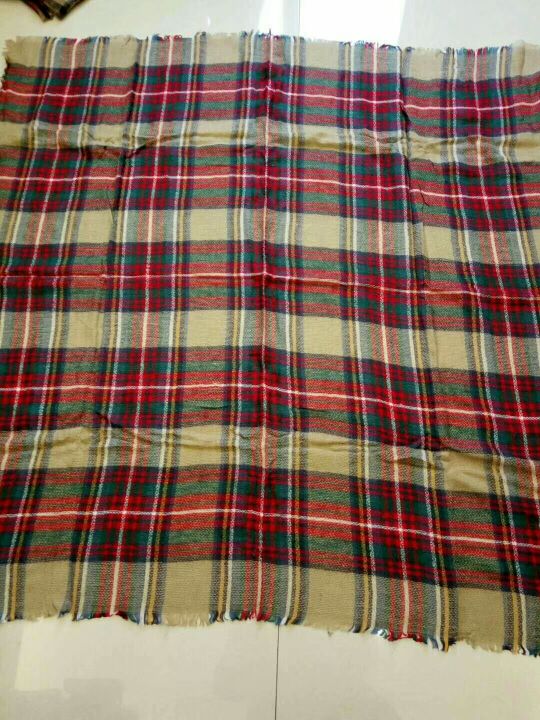 New Women's Scarf Large Size Square Scarf Four Sides Pull To Burst details Picture