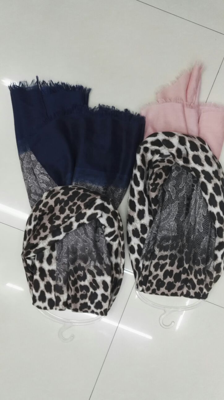New Women's Scarf Twill Leopard Lace Monochrome Two End Stretch Scarf Specification drawing