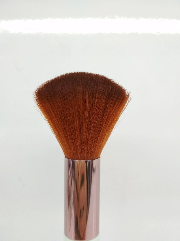 Long-handled large-sized blush brush, rouge brush, makeup brush, professional makeup tools Specification image