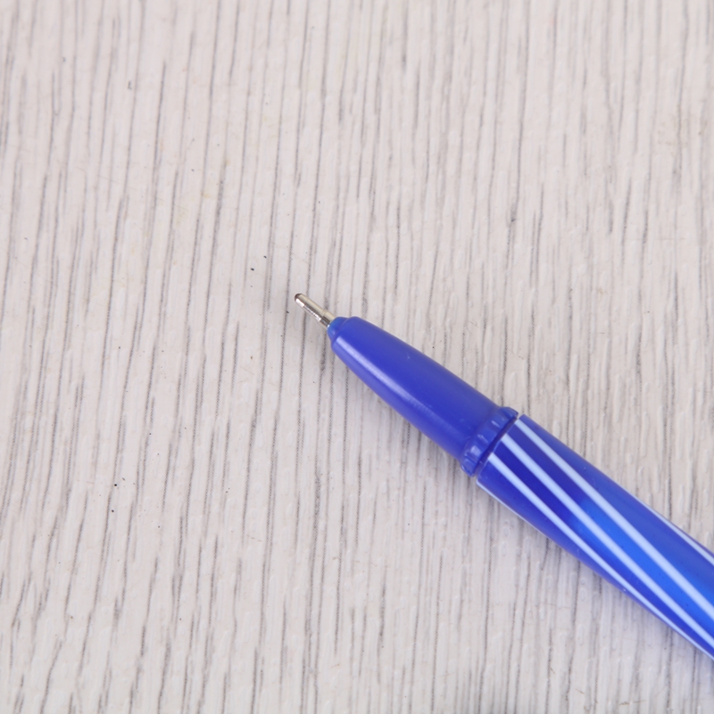 Cute Creative South Korea Blue Oil Pen Extremely Thin Ballpoint Pen For Students With Student Office General Blue Ballpoint Pen Material Environmental Protection, Safety And No Odor 2 Application Scenario
