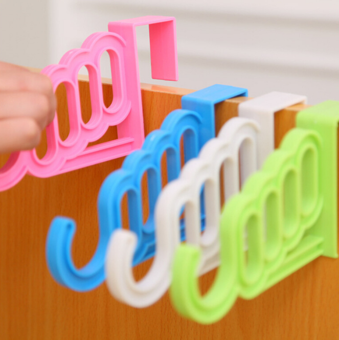 Colorful door-back hook, candy-colored, seamless, nail-free coat rack, multi-functional door-back hook/coat hook Application Scenario