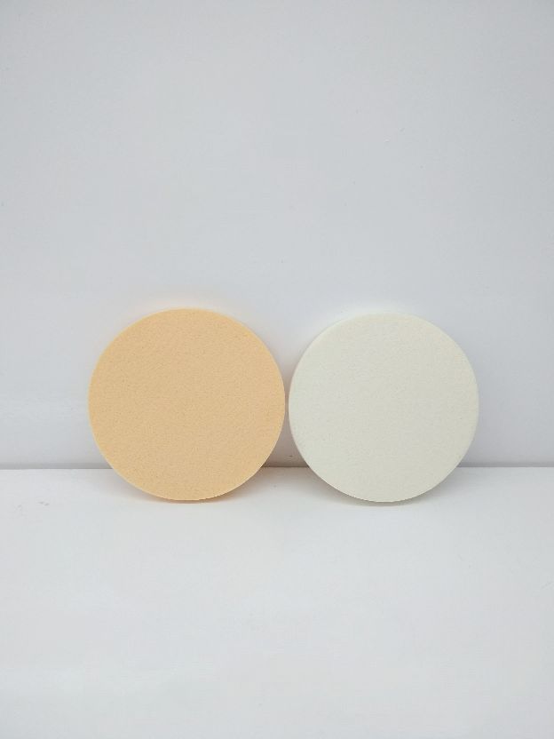 Xinlilai's double powder puff is comfortable, soft, and friendly to the skin. The powder adheres well and lasts long Specification image