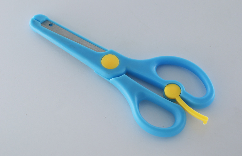 Penghao Dika student Scissors, domestic sales scissors, safe manual scissors, power-assisted spring scissors details Picture