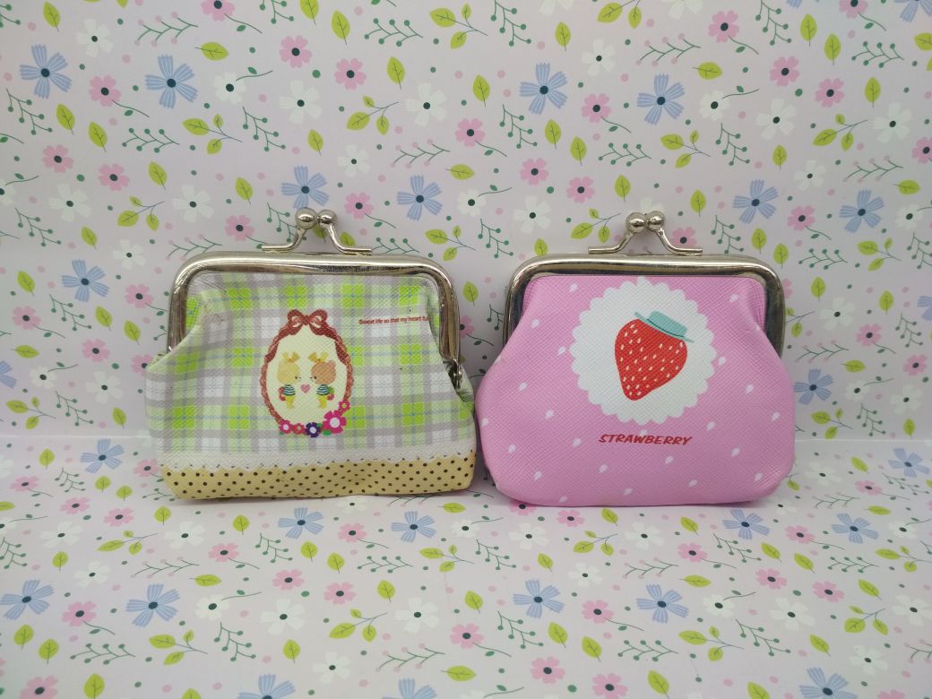 Arc-shaped cartoon coin purse details Picture