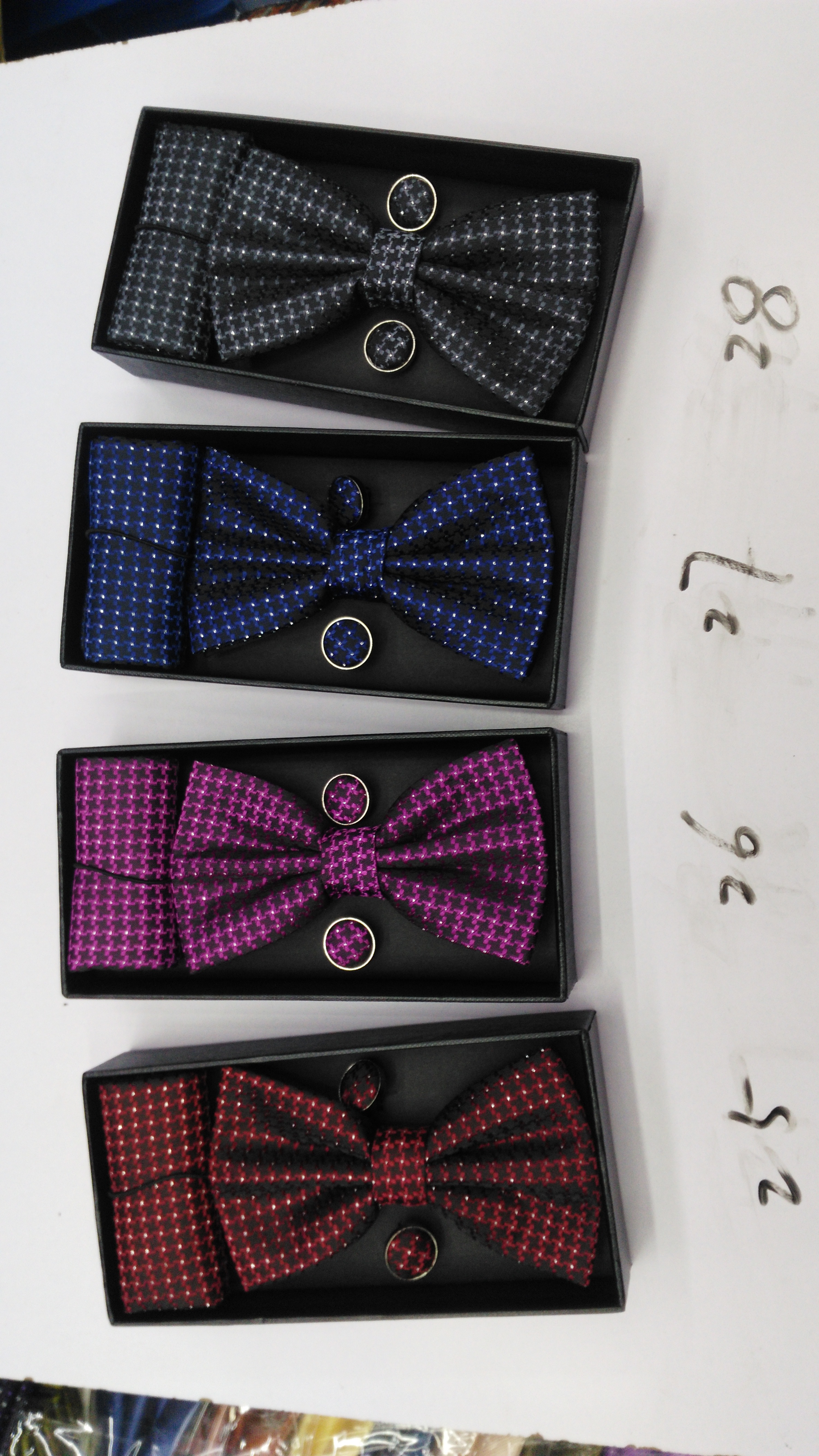 Bow tie polyester fabric clothing accessories Specification image