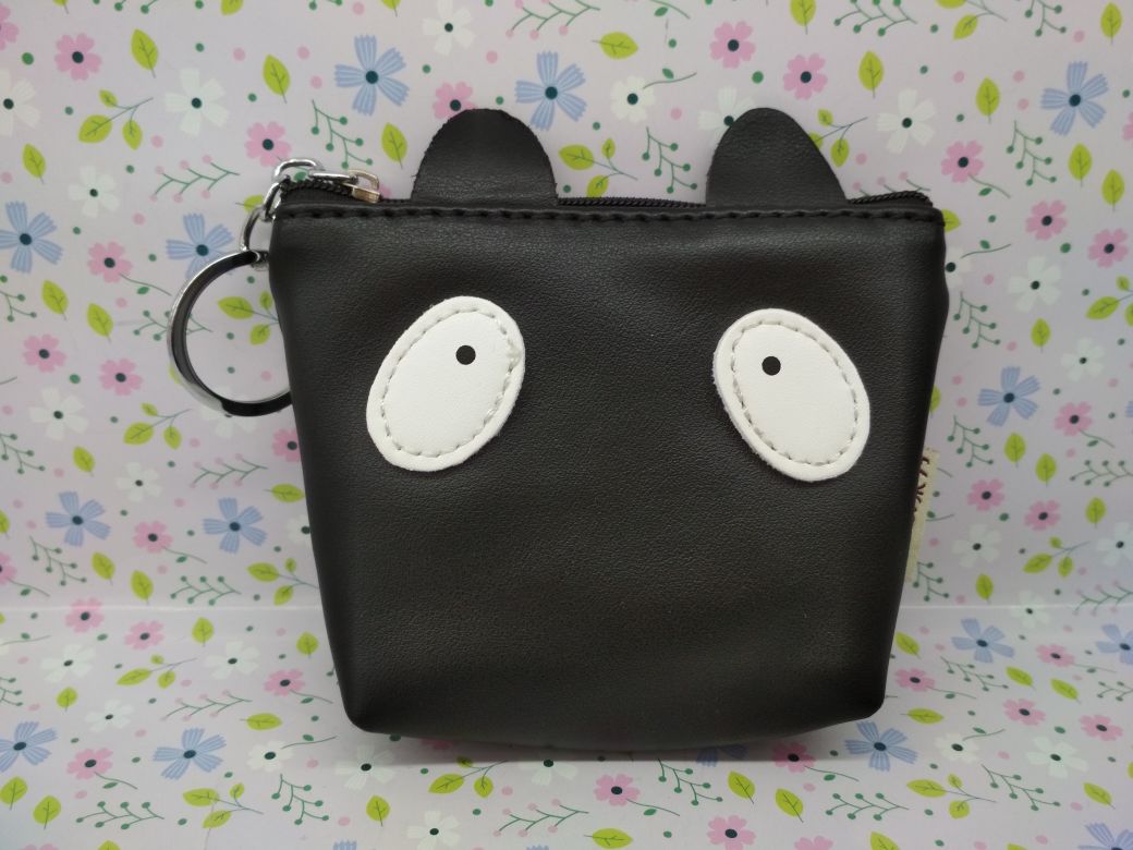 Fashion trend one-word coin purse Application Scenario