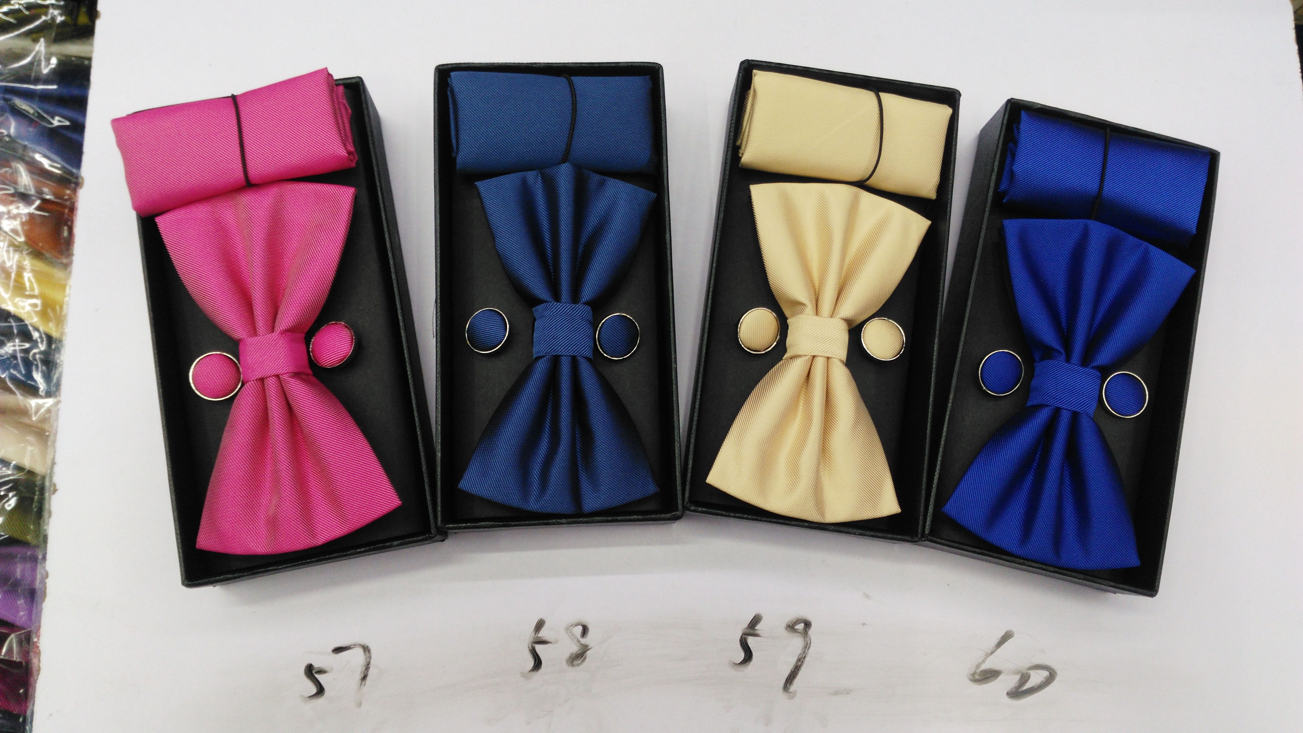 Bow tie polyester fabric clothing accessories details Picture