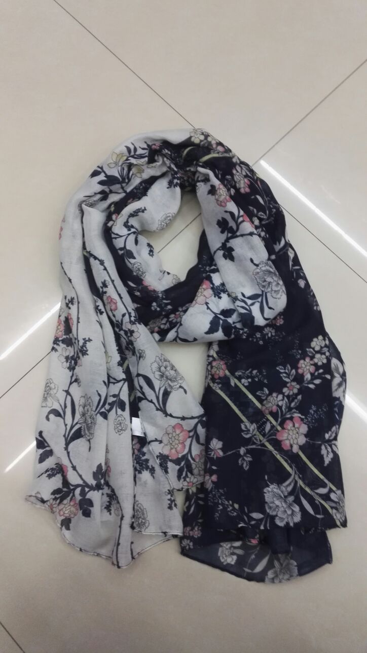 New Women's Scarf Spring And Autumn New Two-Color Plant Flower Long Scarf details Picture