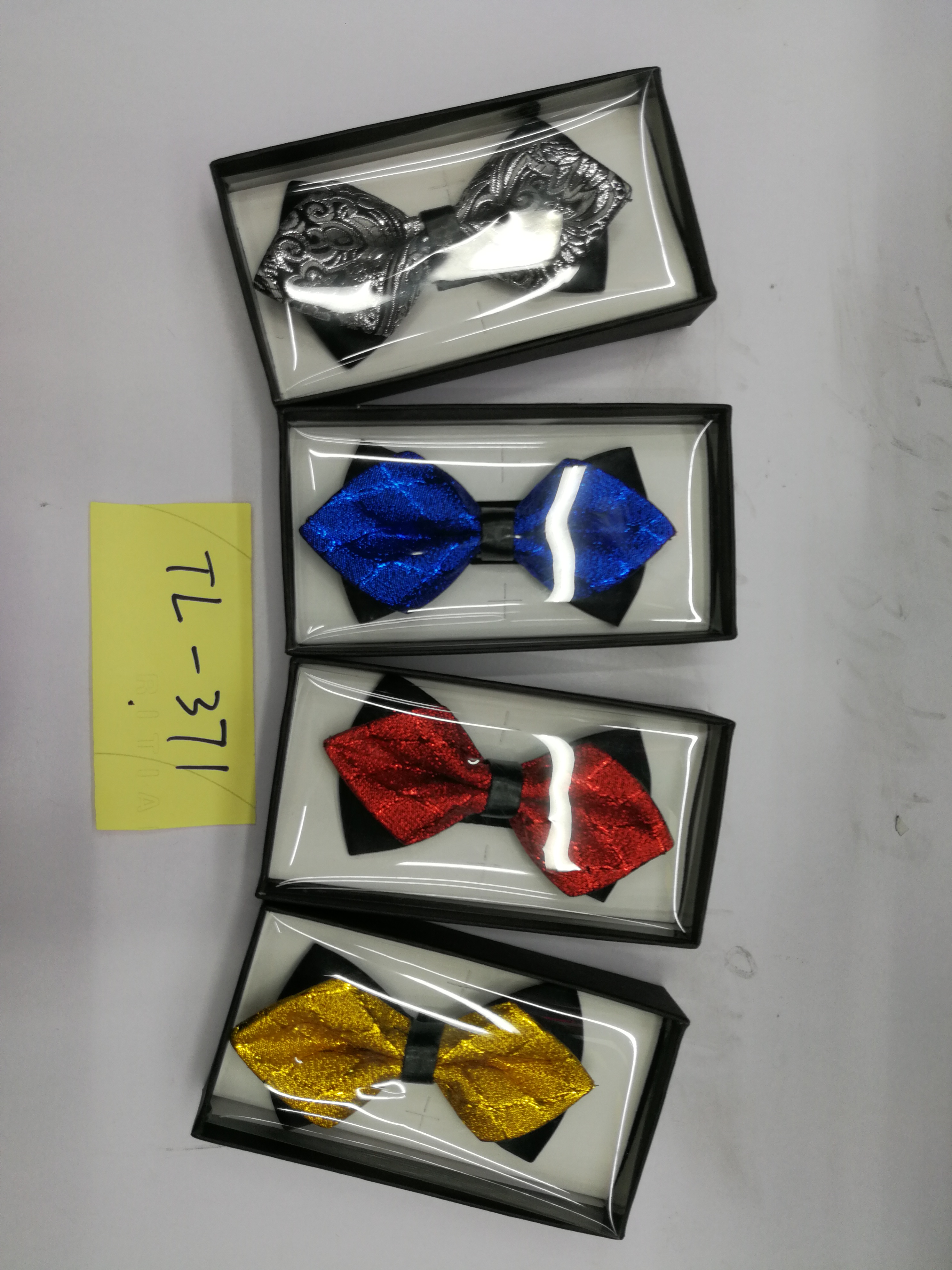 Bow tie polyester fabric clothing accessories Application Scenario