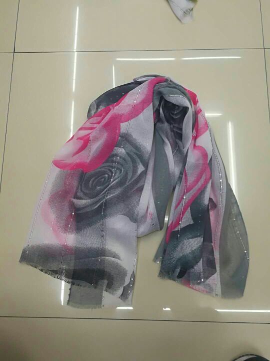 New Women's Scarf Spring And Autumn New Sequin Printed Rose Pattern Specification drawing