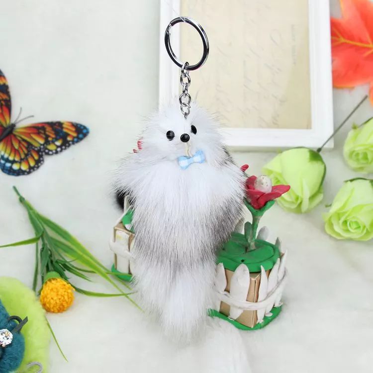 Fox fur, men's and women's car key pendants, fur bags, small pendants, mobile phone pendants, keychains Specification image