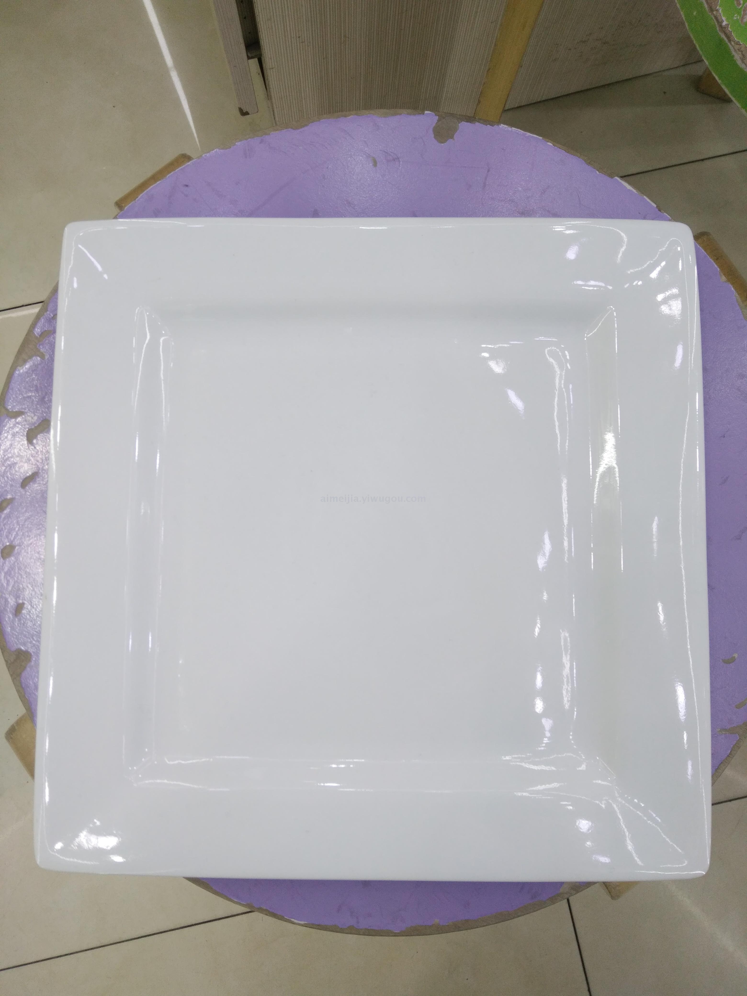 Factory direct sale of 13-inch square white plate hotel and restaurant supplies in stock