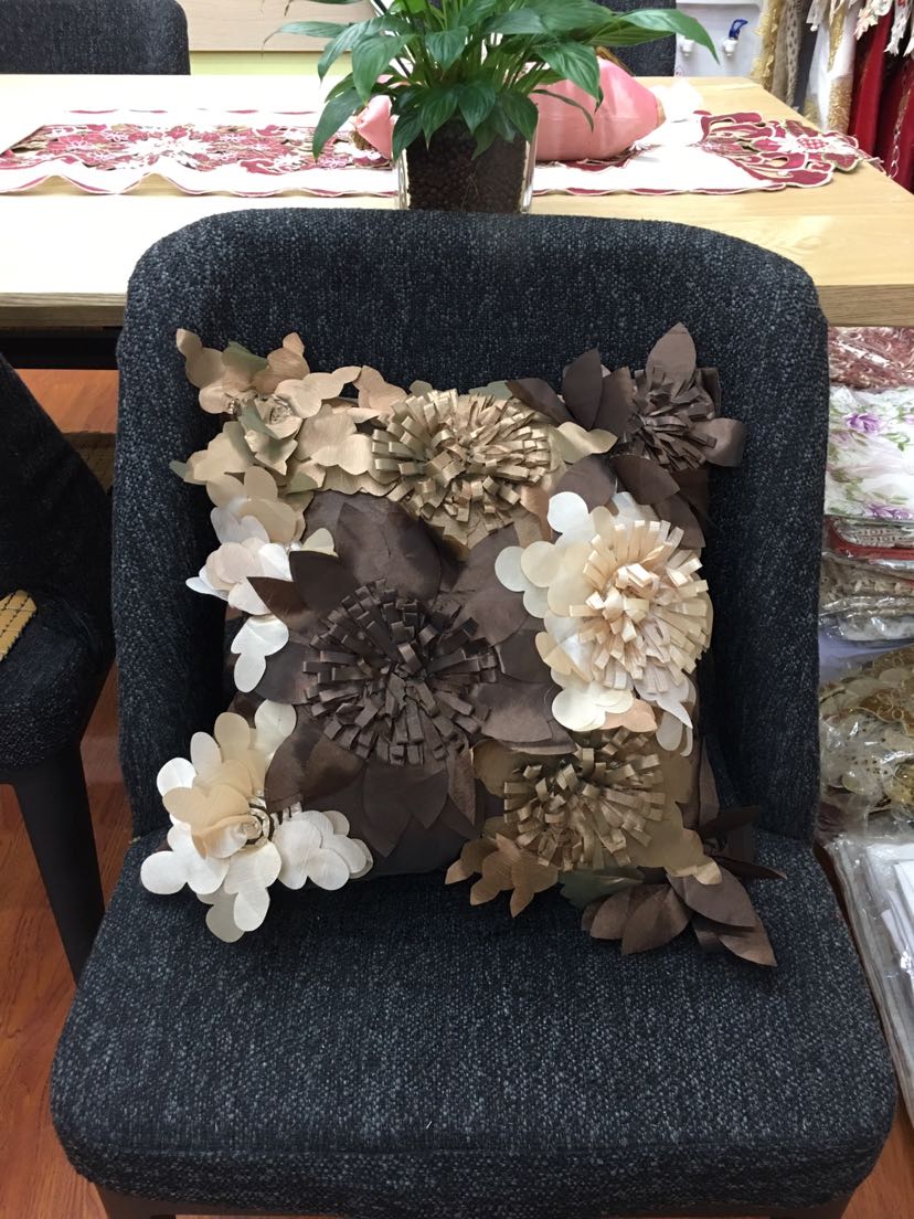 山东厂家直销激光切割 手工缝制多色立体花 靠垫
