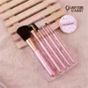 Keli offers Women's Era makeup brushes, blush brushes, eyebrow brushes, eyeshadow brushes, lip brushes, highlight and profile brushes, and powder brushes Application Scenario