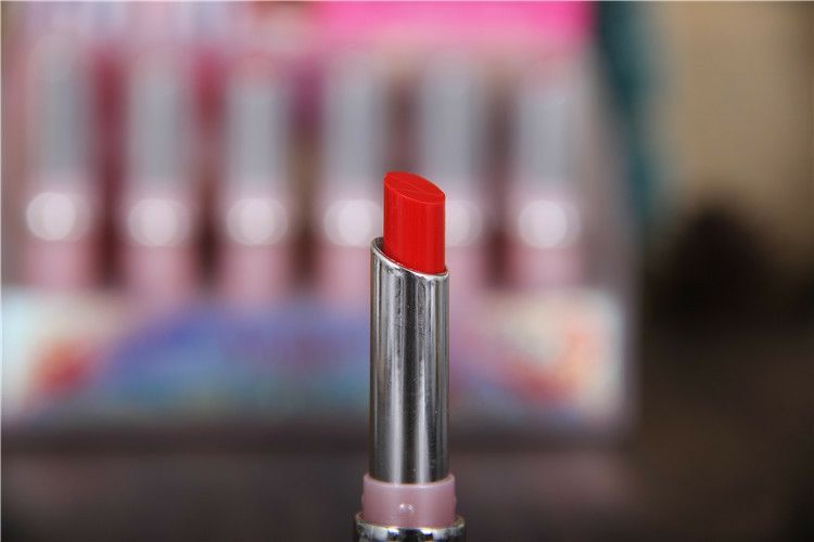 Genuine Velico Colorful and Charming Touch Lipstick, 24 pieces per box, Auntie Red Specification image