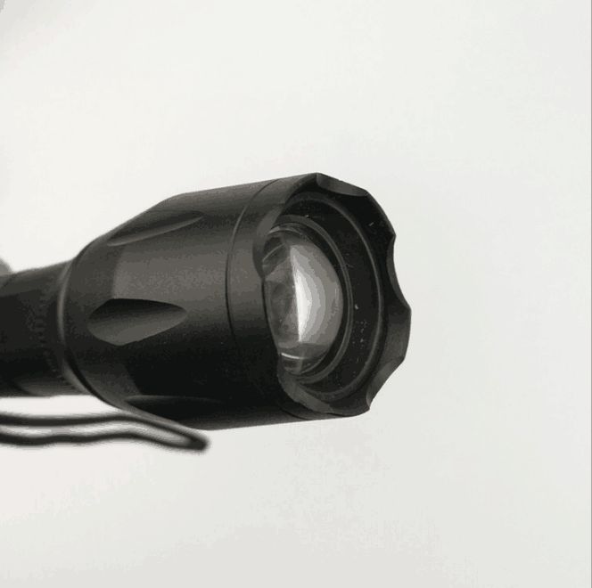 LED high-intensity telescopic focusing rechargeable flashlight TacLight flashlight LED details Picture
