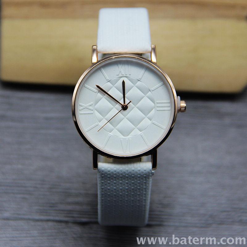 Korean version fashionable, simple and individual 3d stereoscopic Roman numeral dial leather strap women's fashion watch