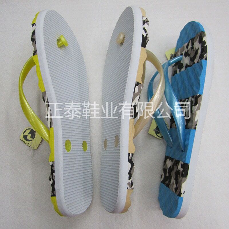 EVA color-blocked camouflage massage flip-flops are available Specification image