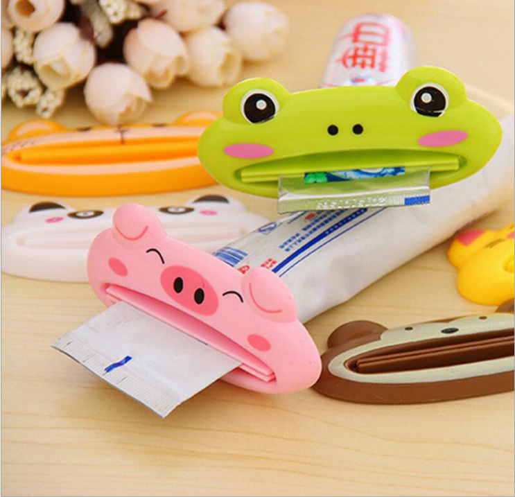 Cartoon toothpaste extruder, Korean version manual toothpaste extruder, lazy cosmetic facial cleanser extruder