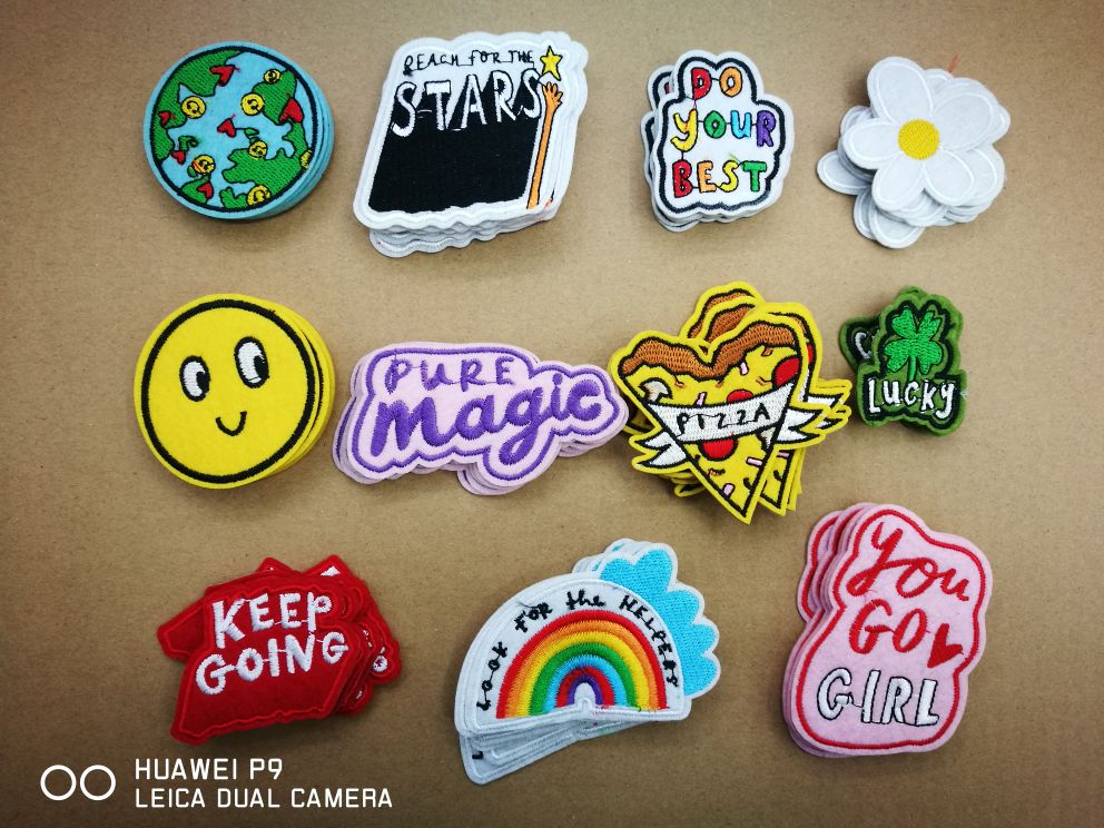 English letter fabric stickers, embroidery stickers, computer embroidery clothing accessories details Picture