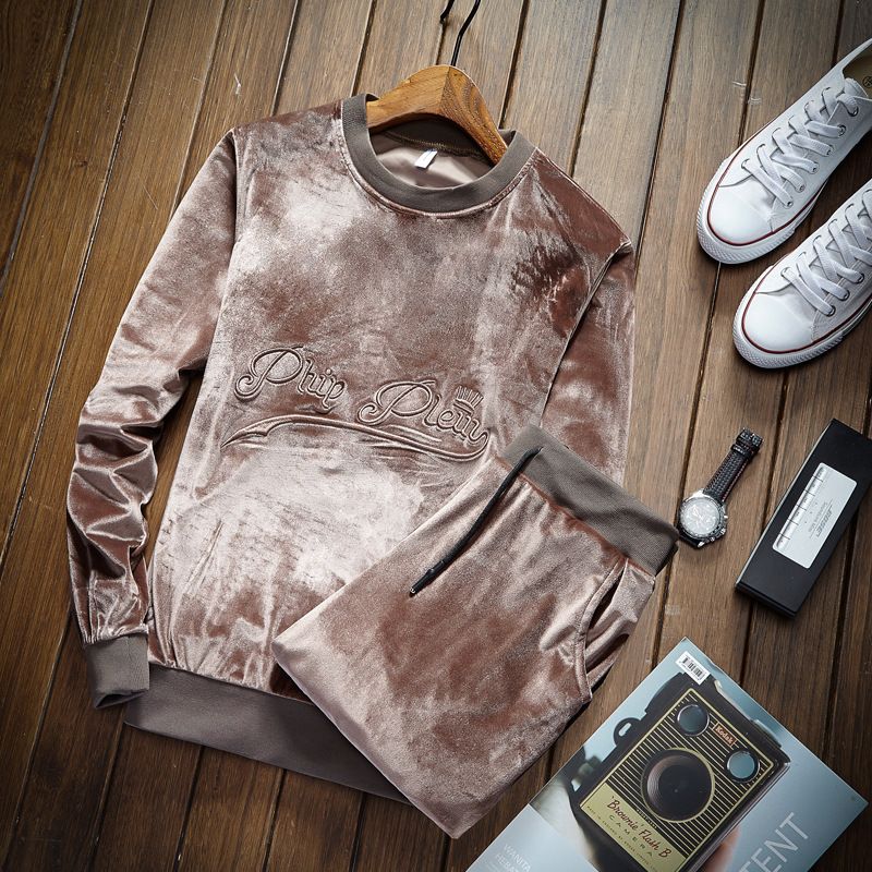 其他运动休闲服实物图