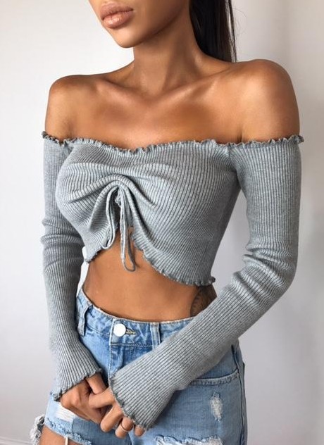 European and American one-shoulder sexy long-sleeved top T-shirt base layer for women Application Scenario