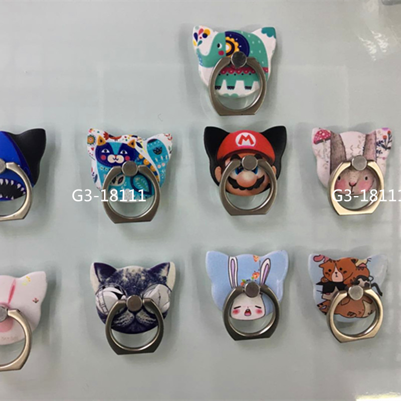 Japanese and Korean cartoon ring stand, mobile phone lazy person stand, painted 3D stereoscopic Application Scenario