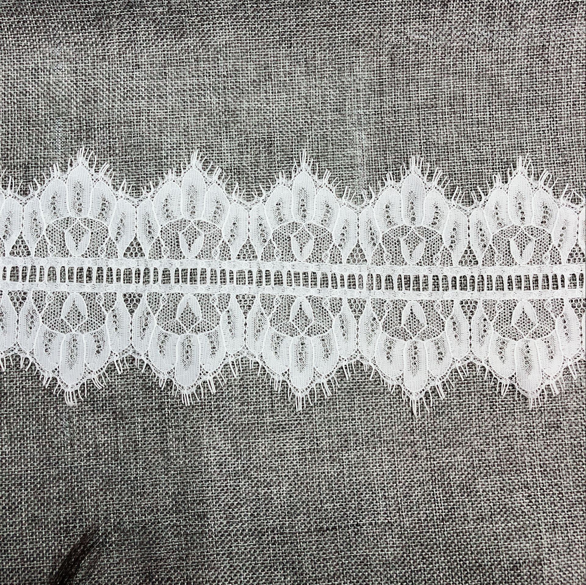 Symmetrical, non-elastic lace eyelash trim clothing accessories are sold directly by the manufacturer Specification image