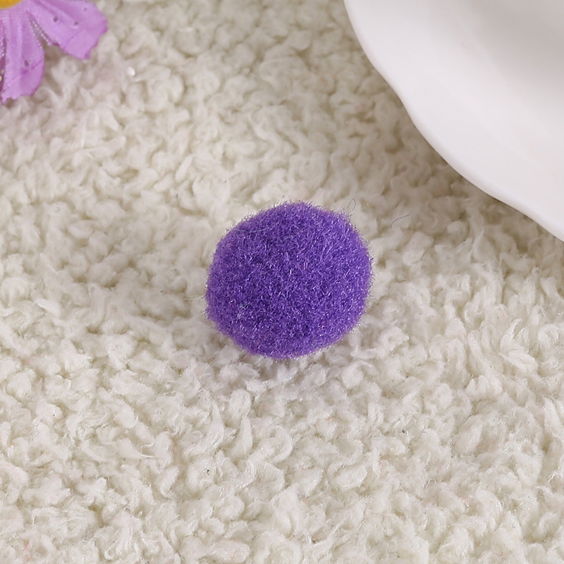 Manufacturers Direct Sales Of Various Specifications Of Material Hairball Polypropylene Ball Plush Ball Wool Ball Can Also Sample Material Processing Application Scenario