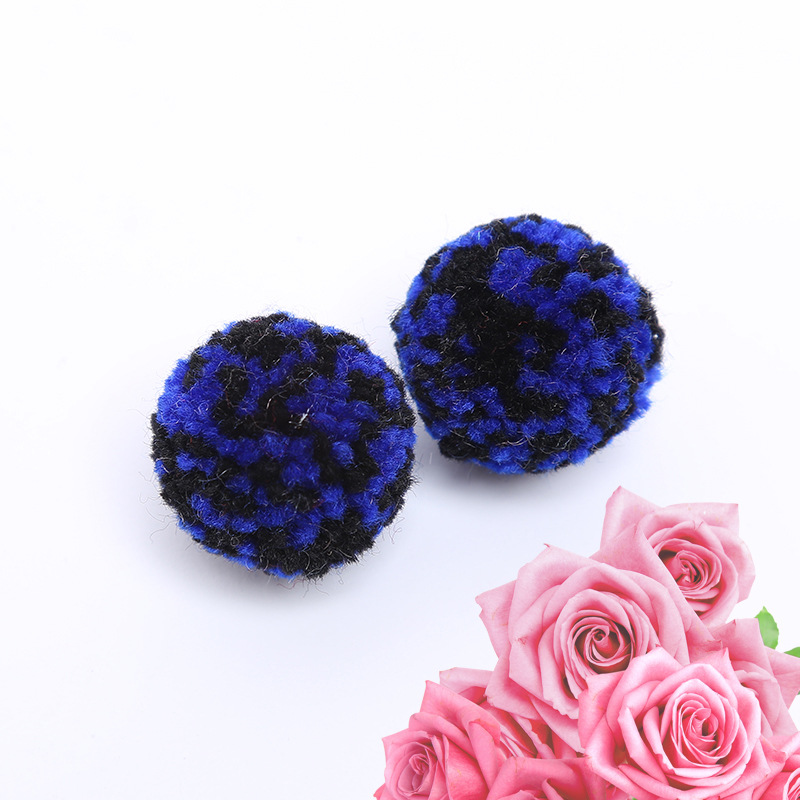 Manufacturers Direct Selling Polyester Yarn Ball Lace Yarn Ball Diy Hairball Plush Ball To Sample Custom Wholesale details Picture