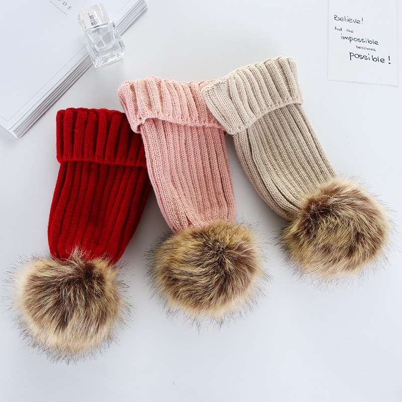 Korean version 2017 popular pom-poms knitted cap detachable pom-poms strap snap fastener in stock wholesale details Picture