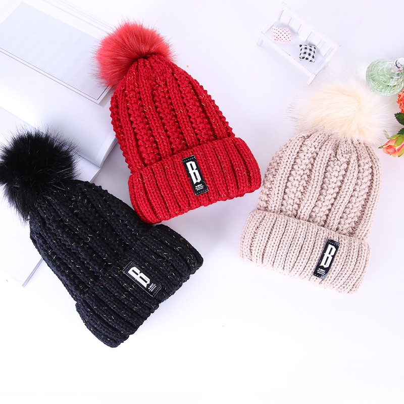 Wholesale of new Korean version thickened and fleece knitted caps for women's double-layer warm woolen hat accessories