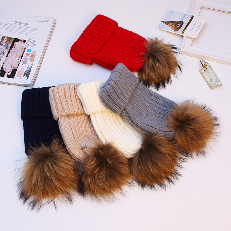 Korean autumn and winter new style pom-pom knitted cap for women, fashionable woolen cap, earphone guard, pom-pom warm cap details Picture