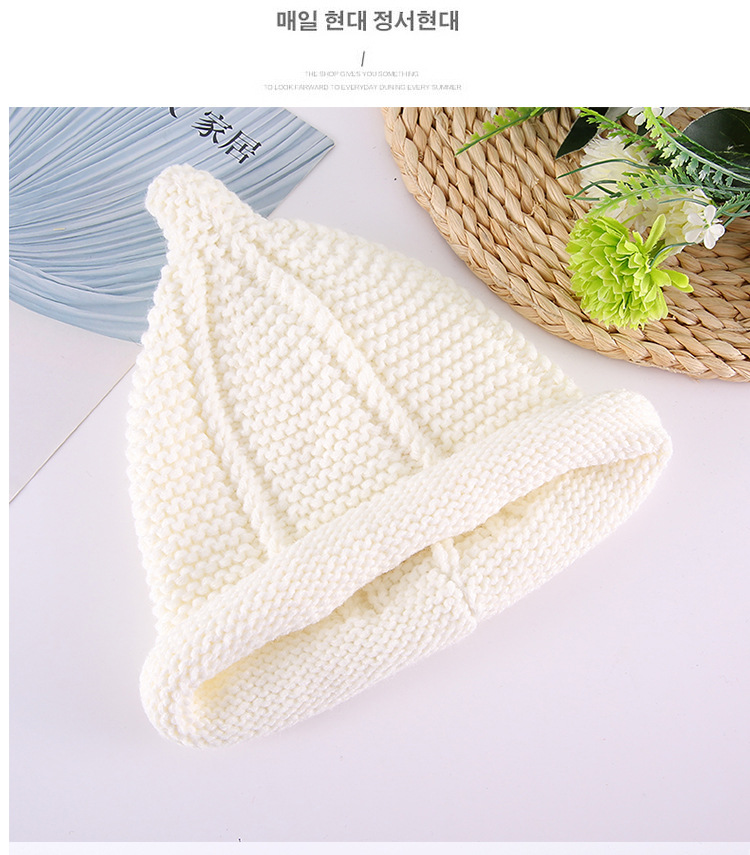 Children's knitted caps, Korean version autumn and winter hand-rolled edge baby warm pacifier caps, thick wool caps in stock wholesale Application Scenario