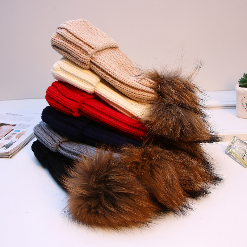 Korean autumn and winter new style pom-pom knitted cap for women, fashionable woolen cap, earphone guard, pom-pom warm cap Specification image