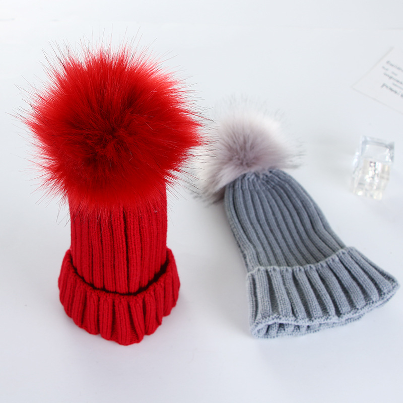 Winter new fashionable Korean-style woolen knitted caps with thickened wool balls for warmth are available for wholesale from the manufacturer details Picture