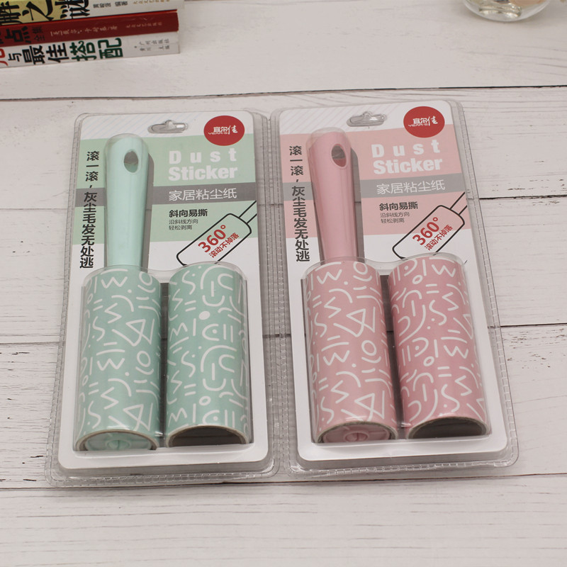 Detachable household dust remover, clothes hair removal roller, adhesive tape, clothes dust removal and hair removal device Application Scenario