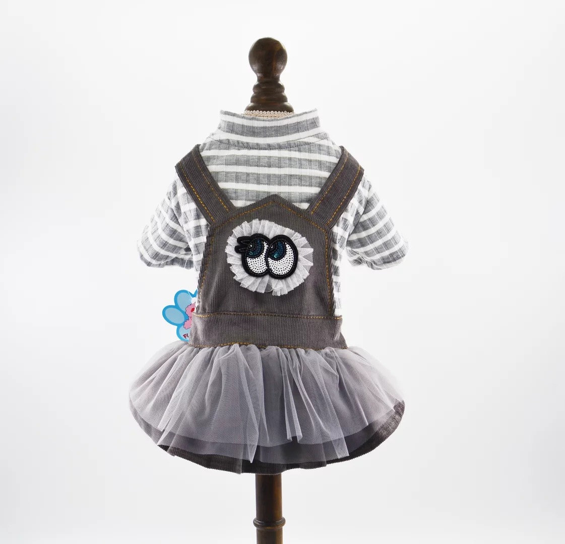 2017 Yabei Spring New Pet Clothing, mesh gold Crown corduroy shoulder strap skirt, new pet supplies and clothing Application Scenario