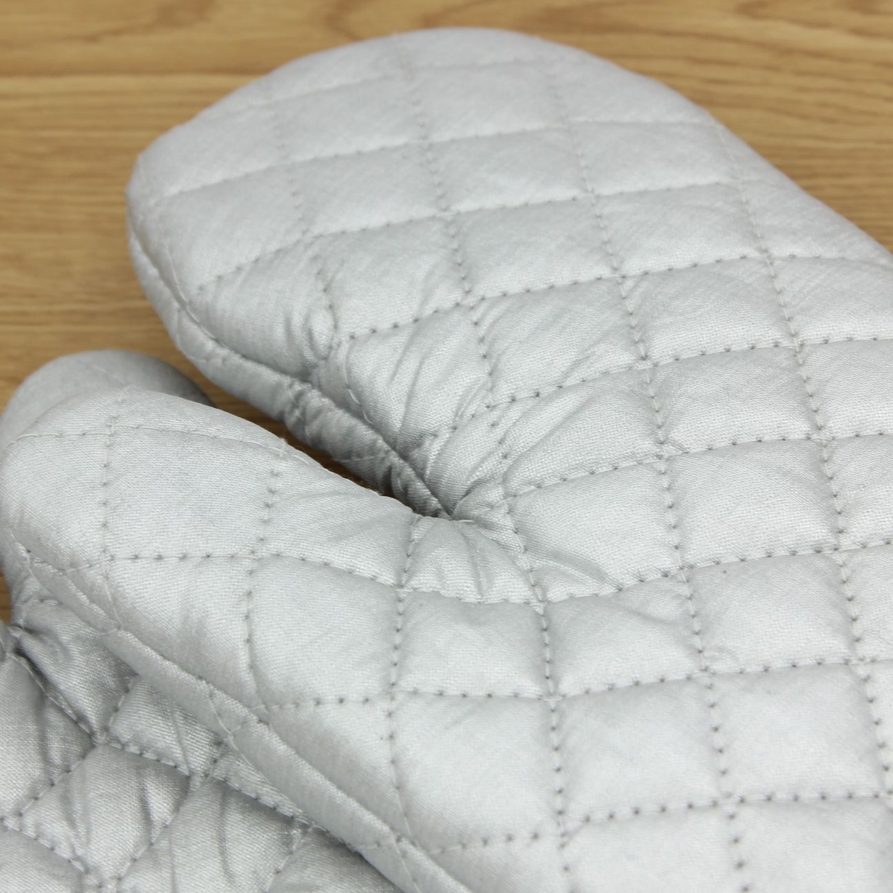 [LOVELY HOME] [hold ja] guantes de cocción de horno grande engrosado resistente a altas temperaturas plata revestida guantes de aislamiento térmico antiescaldante y anticalor guantes de cocina details Picture