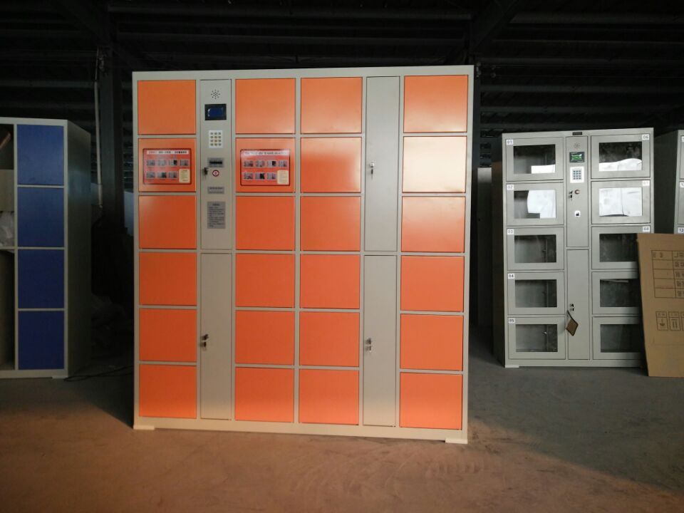 Customized intelligent barcode lockers and electronic fingerprint password lockers for supermarkets Application Scenario