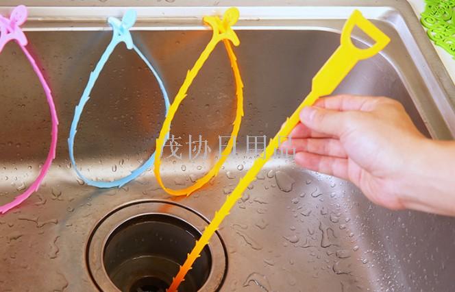 A3-70 Sewer Hair and Hair Cleaning and Unblocking Device, telescopic sink, anti-clogging, cleaning and unblocking of drainage outlets Application Scenario