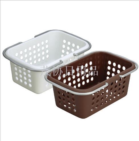 Imported bath basket Bath basket for swimming in the gym is a small basket