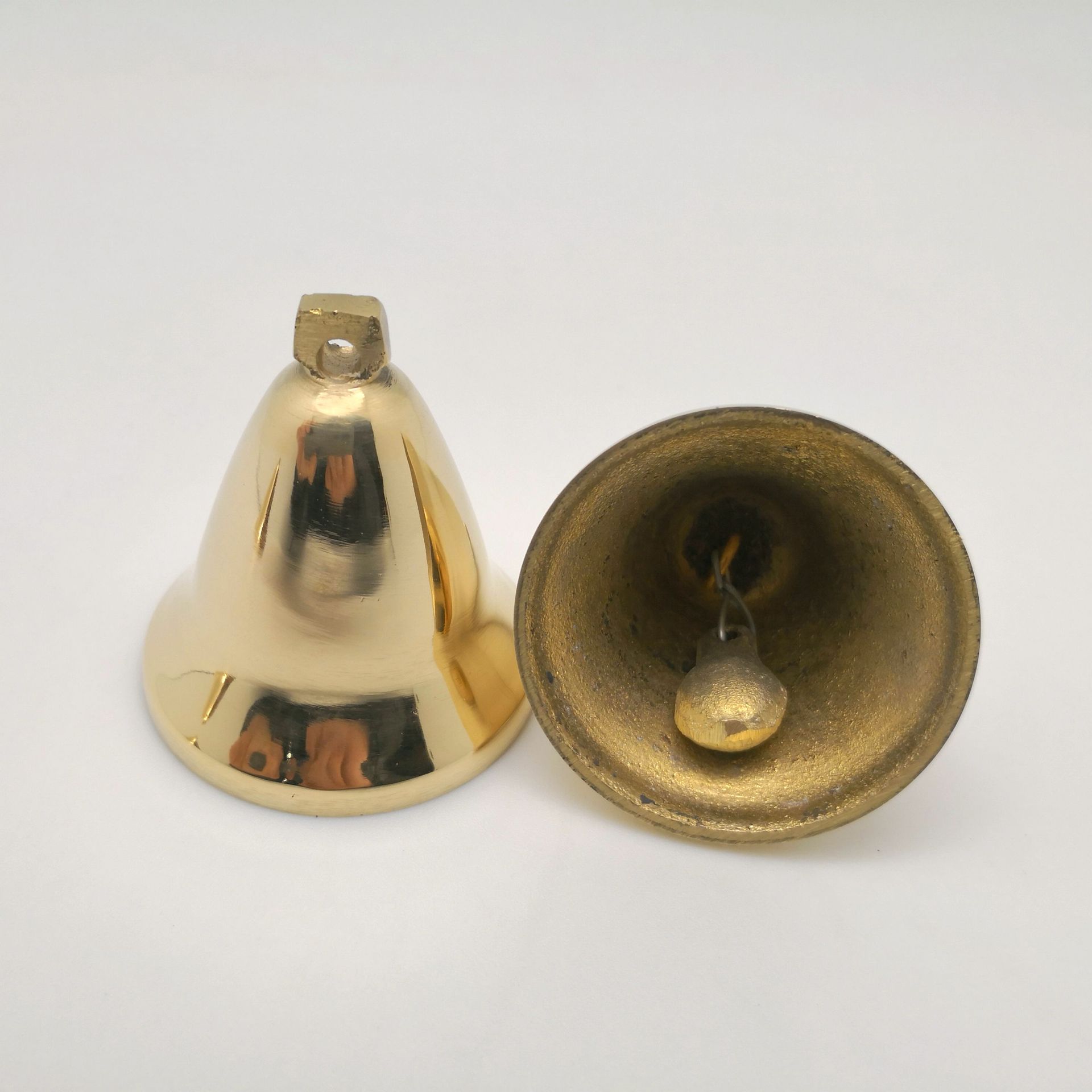 Copper bells, wind chimes, horse bells, animal hanging bells, doorbells details Picture