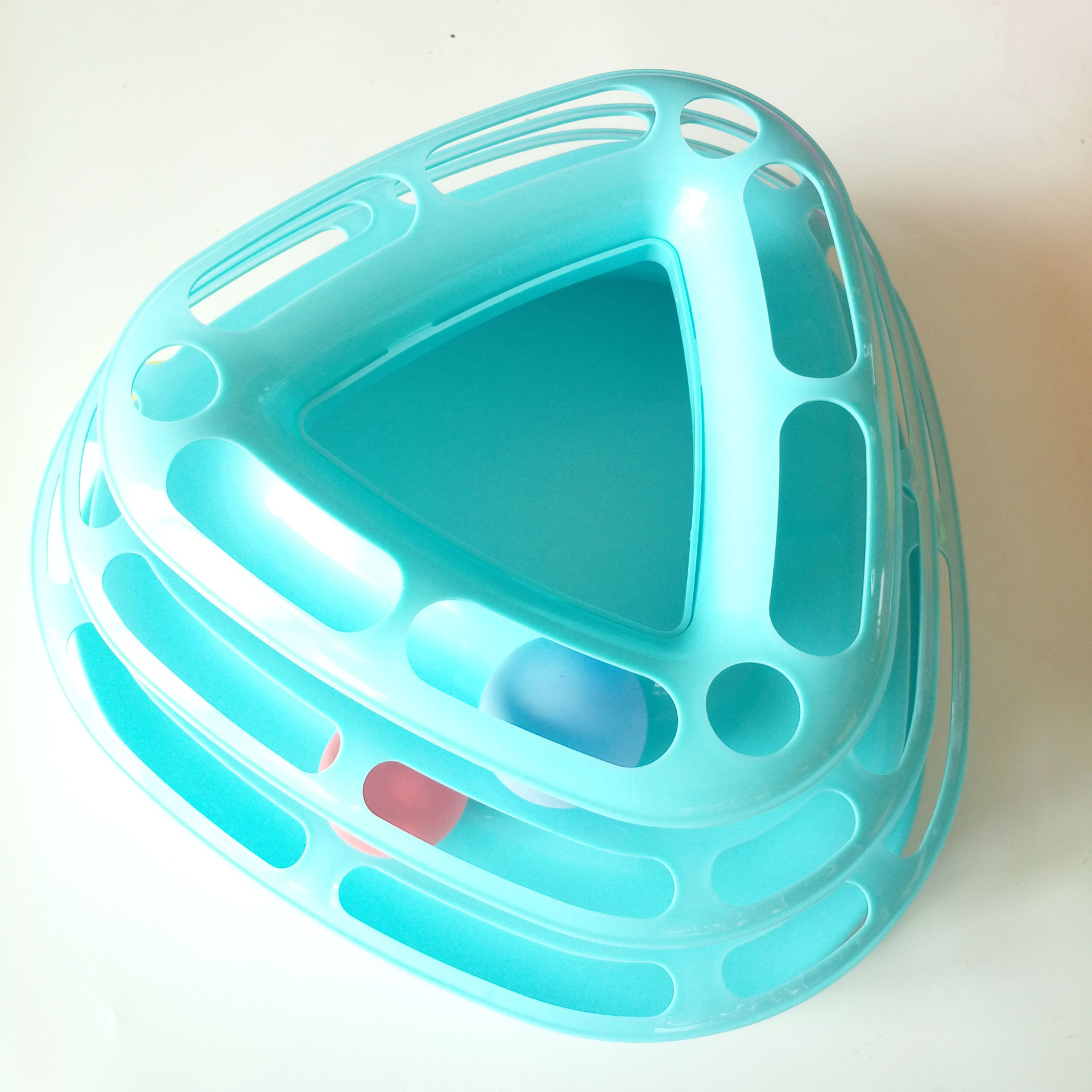 Wholesale of cat educational toys, triangular three-layer play discs, cat toys, cat play turntables, pet supplies Specification image