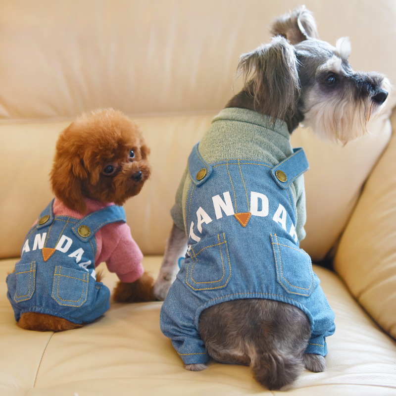 2016 Autumn/Winter new style pet supplies in stock wholesale: Dog four-legged coat, letter print denim overalls set