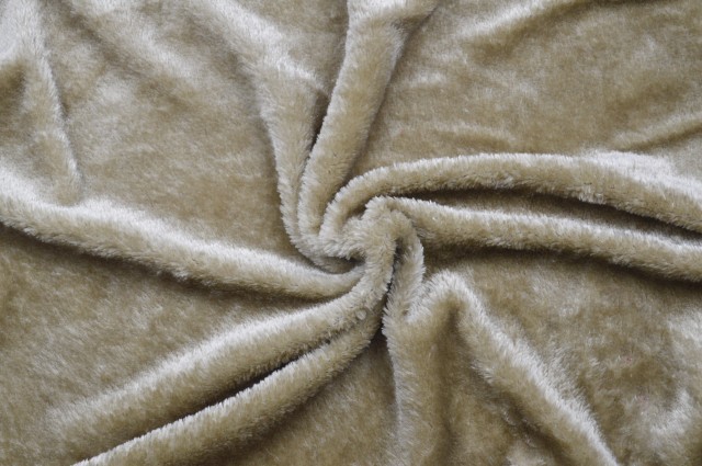Raw materials: plush fabric, background fabric, counter fabric, slippers material, artificial plush Application Scenario