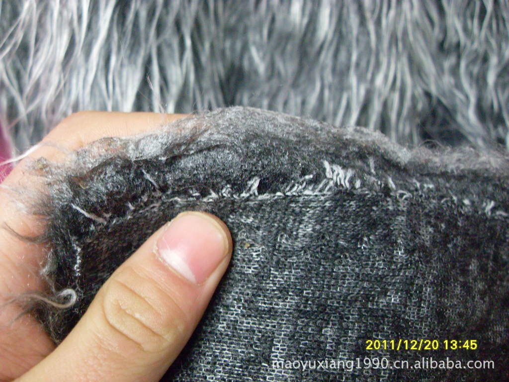Water-soaked fur factory direct sales of artificial fur, plush imitation faux fur clothing fabric, artificial fur details Picture
