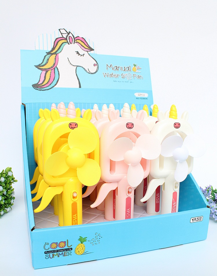 2018新款迷你小风扇卡通可爱随身携带环保材质手压独角兽喷水风扇