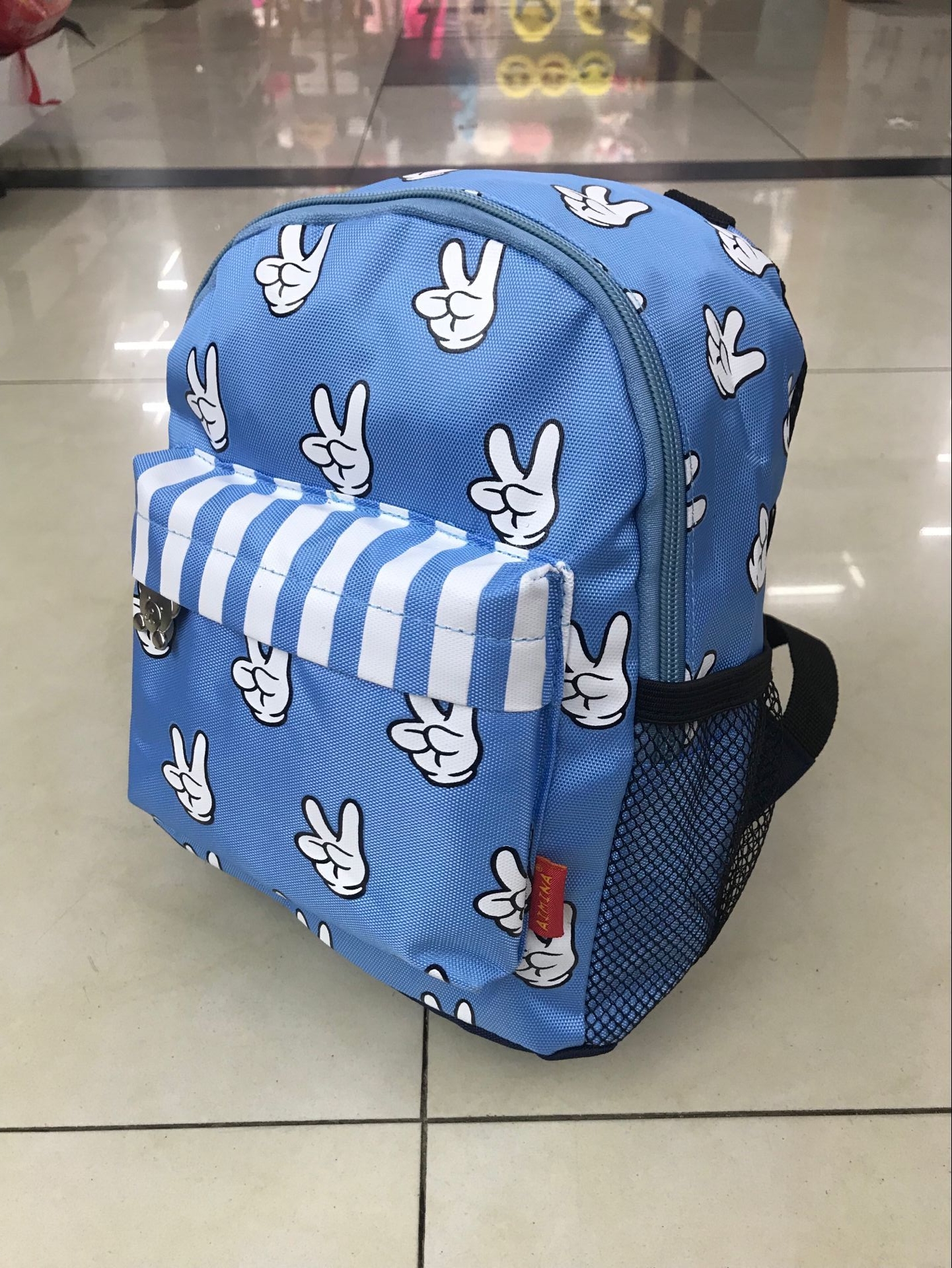 "Love Dance Children's Backpack, 2.6-year-old Finger Cartoon Student Preschool Bag for kindergarten. Specification image